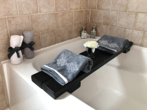 Home staging - staging a bathroom